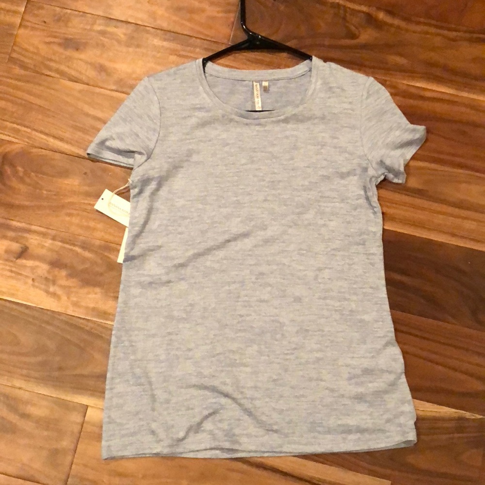NWT Banana Republic T shirt